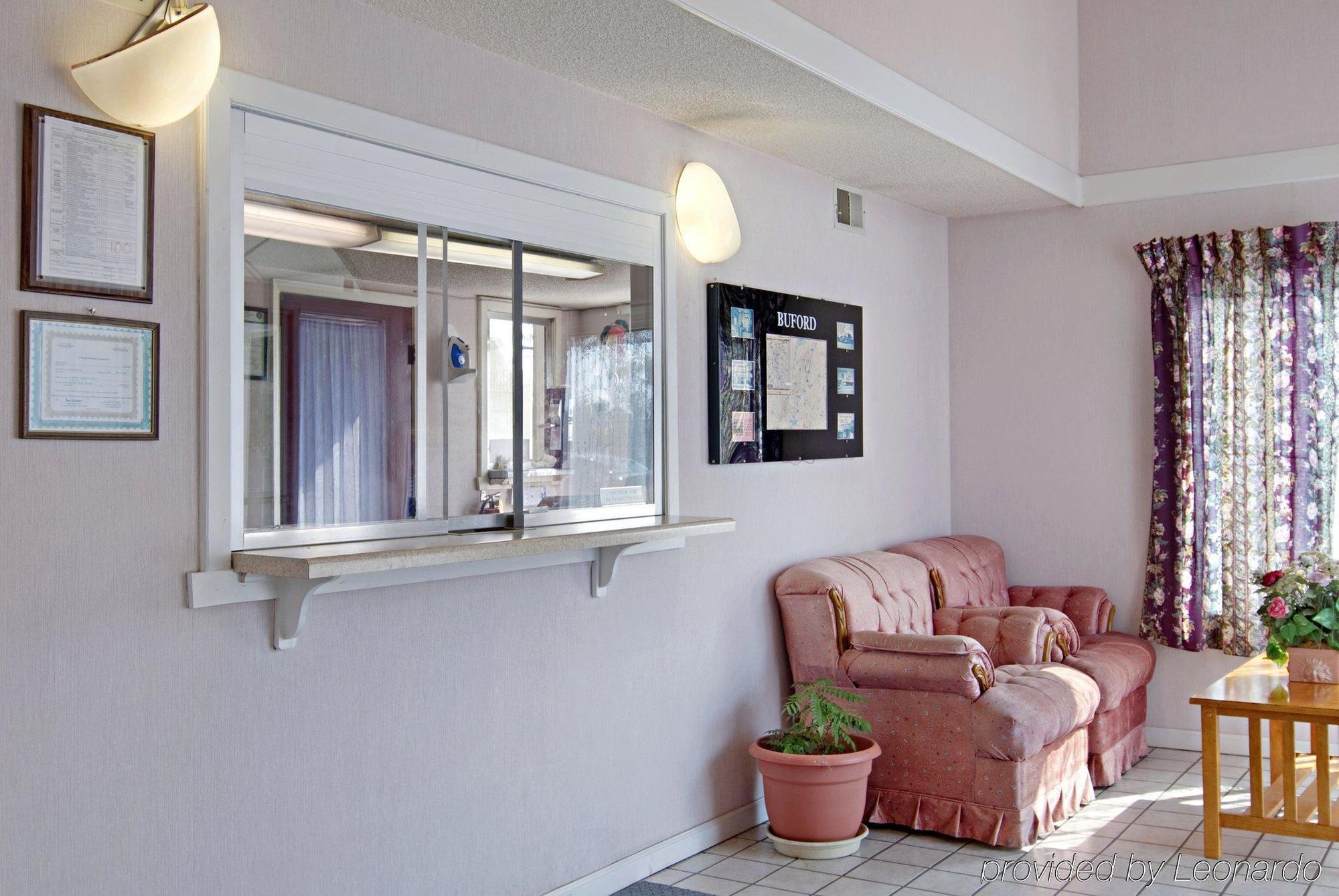Travel Inn Of Buford Interior photo