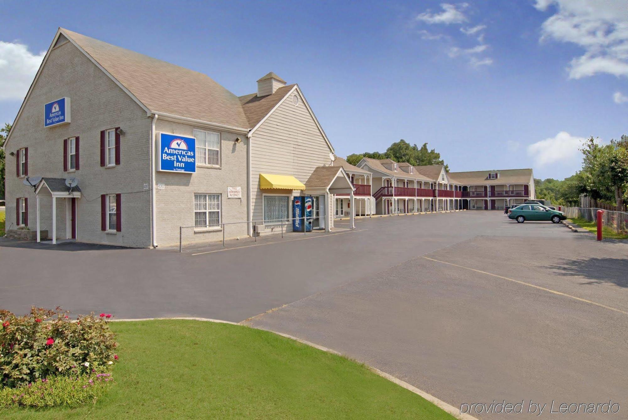 Travel Inn Of Buford Exterior photo